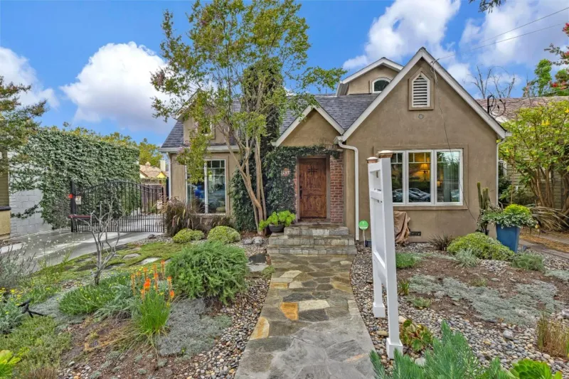 1093 Broadway Ave, San Jose